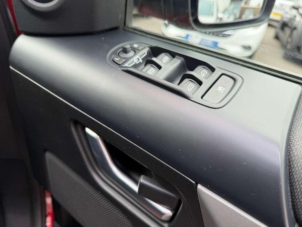 Used Land Rover Freelander 2 2010 for sale - 76231002: Photo 21