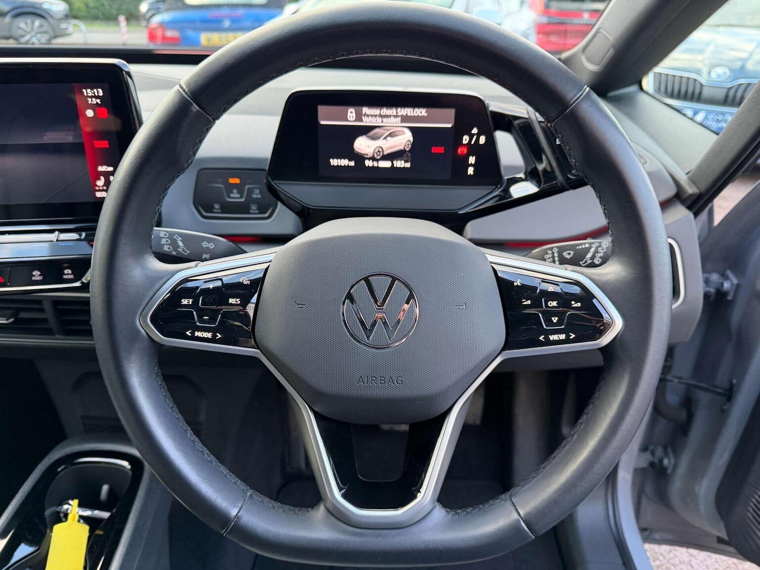 Used Volkswagen ID.3 2021 for sale - 76963381: Photo 4