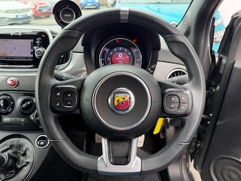 Used Abarth 595 2018 for sale - 78864964: Photo