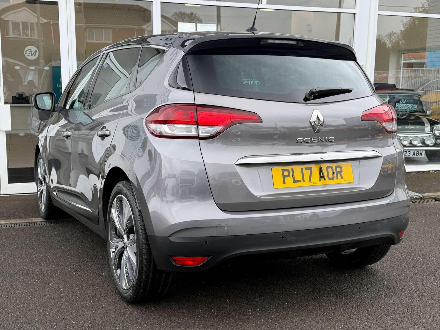 Used Renault Scenic 2017 for sale - 77656225: Photo 2