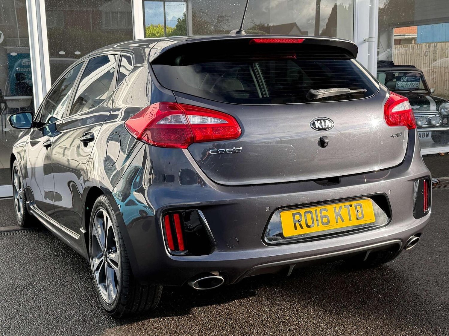 Used Kia Ceed 2016 for sale - 76334800: Photo 2