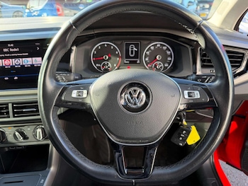 Used Volkswagen Polo 2018 for sale - 77595404: Photo