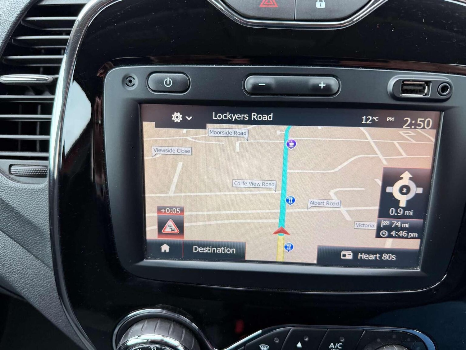 Used Renault Captur 2017 for sale - 77014809: Photo 4