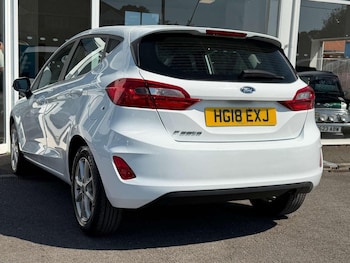 Used Ford Fiesta 2018 for sale - 79156680: Photo