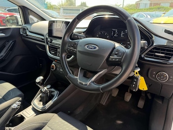 Used Ford Fiesta 2018 for sale - 79156680: Photo