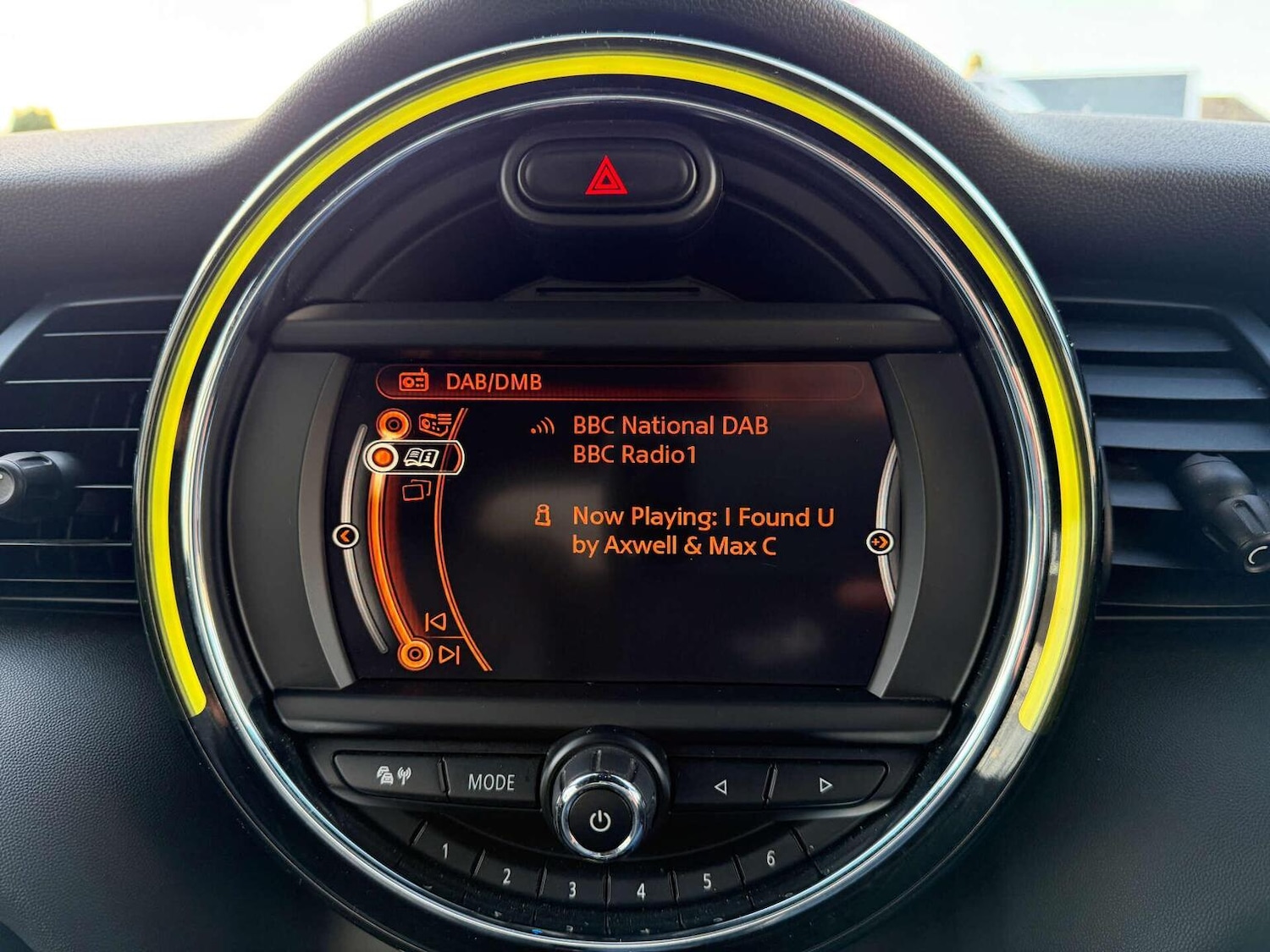 Used MINI Convertible 2016 for sale - 76625399: Photo 14