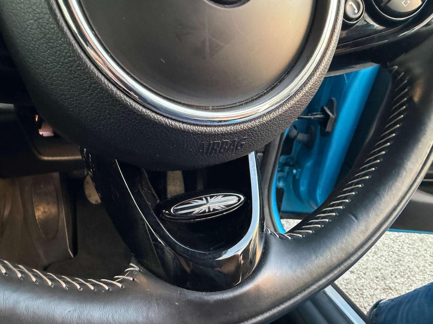 Used MINI Convertible 2016 for sale - 76625399: Photo 6