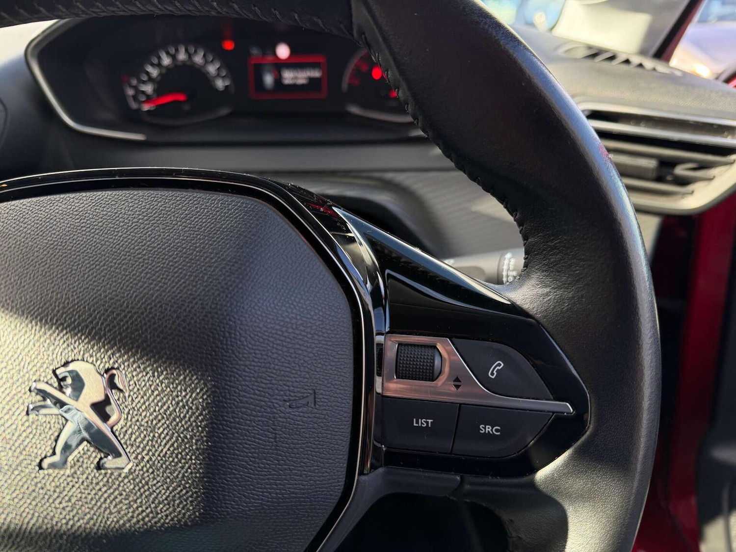 Used Peugeot 208 2020 for sale - 76741275: Photo 6