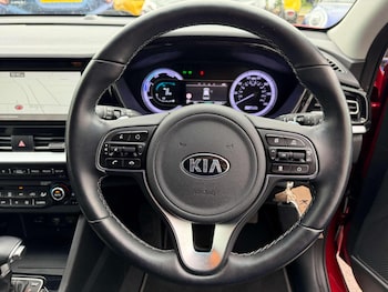 Used Kia Niro 2019 for sale - 78608309: Photo