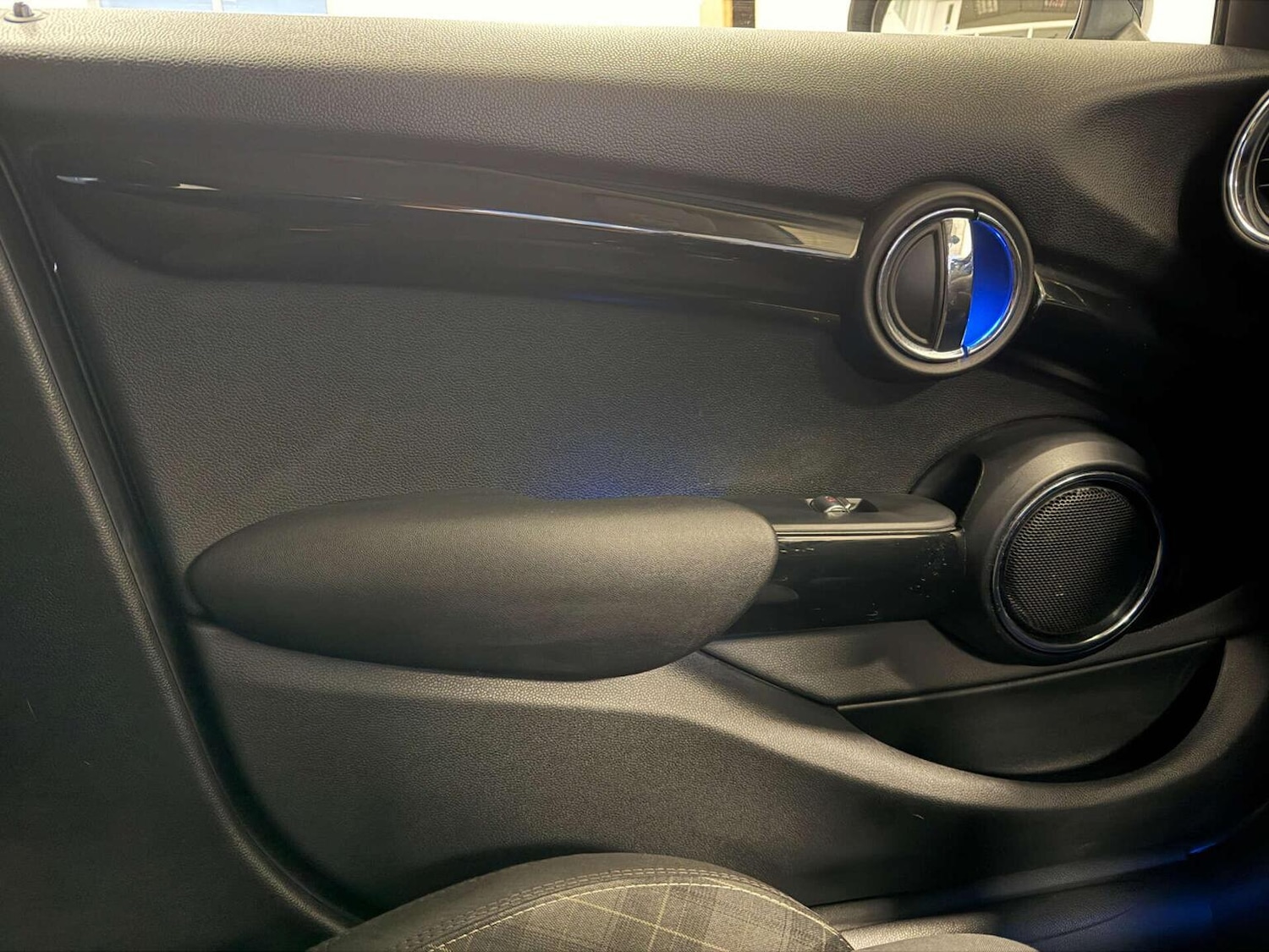 Used MINI Hatch 2018 for sale - 77251250: Photo 21