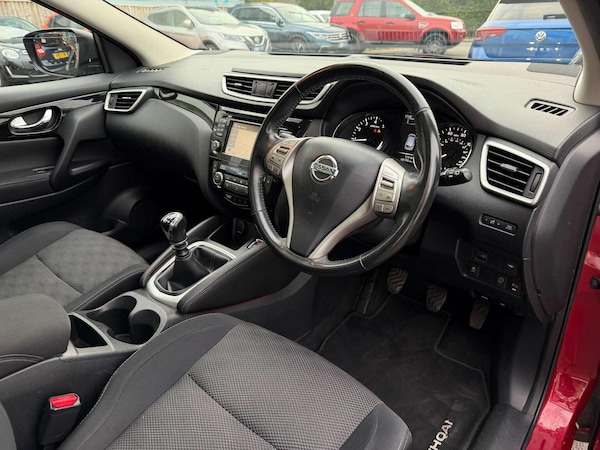 Used Nissan Qashqai 2015 for sale - 76305594: Photo 3