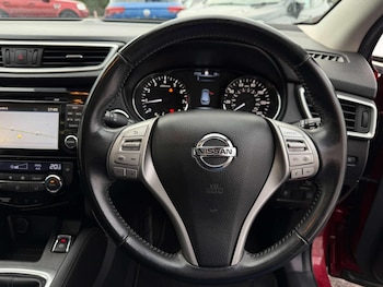 Used Nissan Qashqai 2015 for sale - 76305594: Photo 4