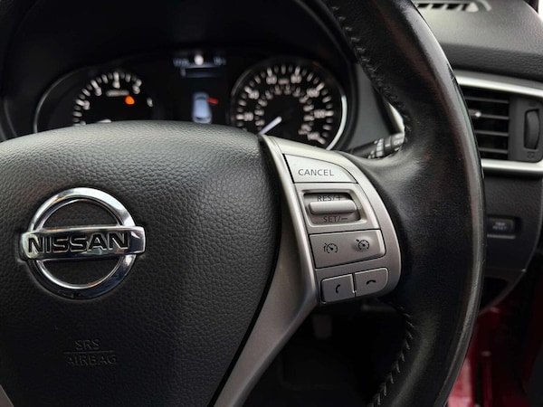 Used Nissan Qashqai 2015 for sale - 76305594: Photo 6