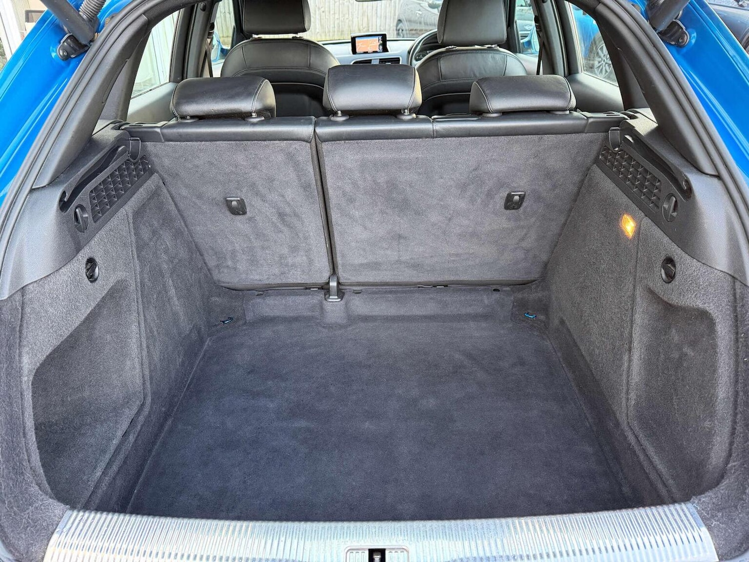 Used Audi Q3 2017 for sale - 76924464: Photo 33