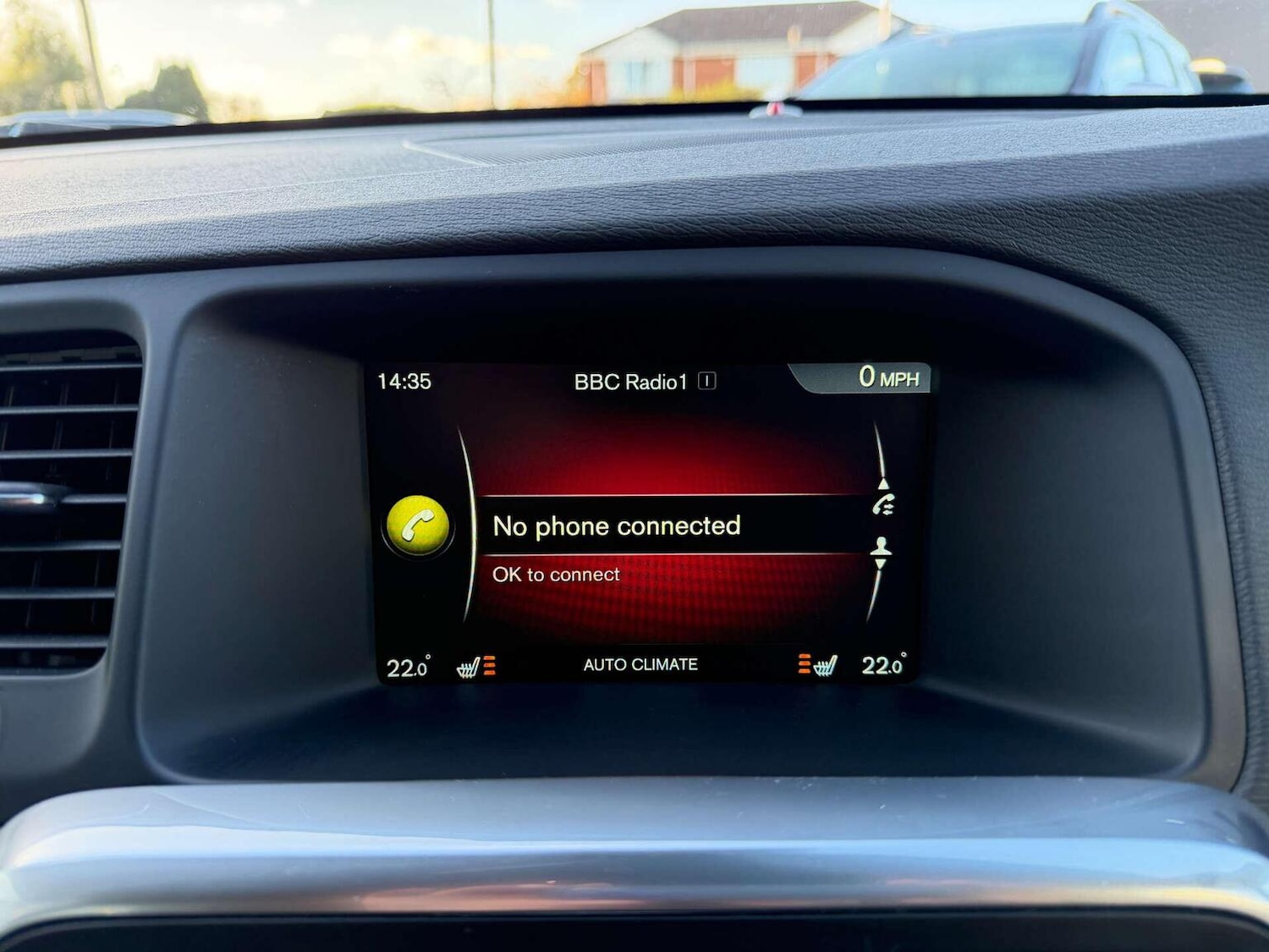 Used Volvo V60 2016 for sale - 76769795: Photo 13