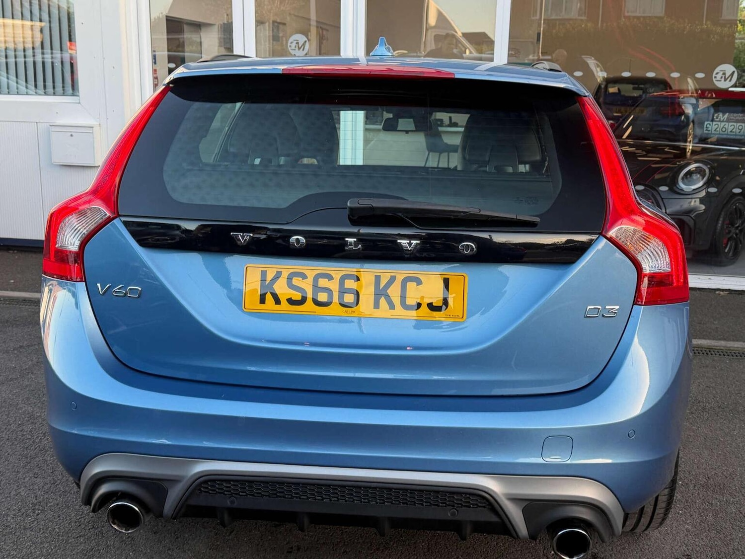 Used Volvo V60 2016 for sale - 76769795: Photo 36