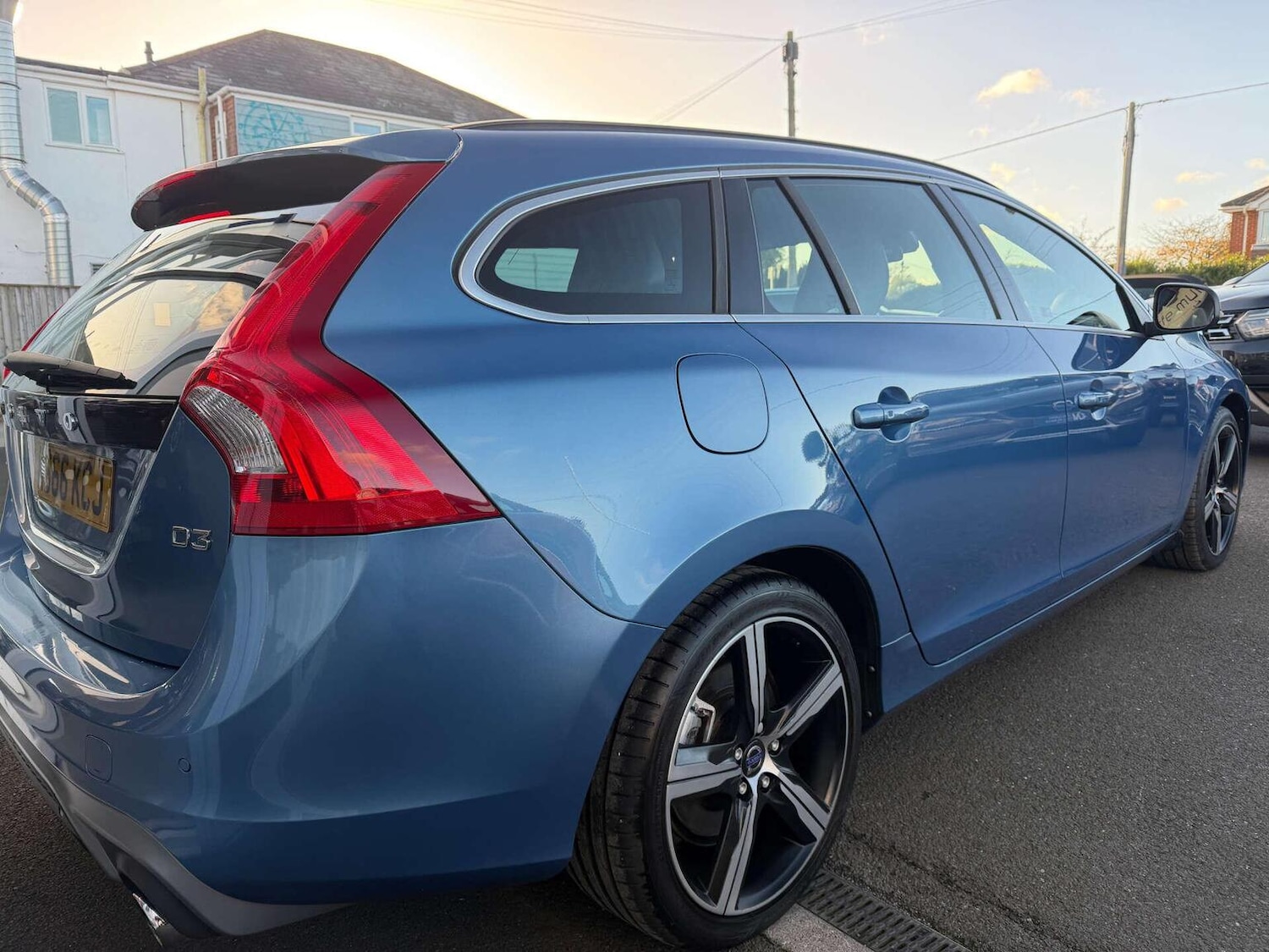 Used Volvo V60 2016 for sale - 76769795: Photo 42