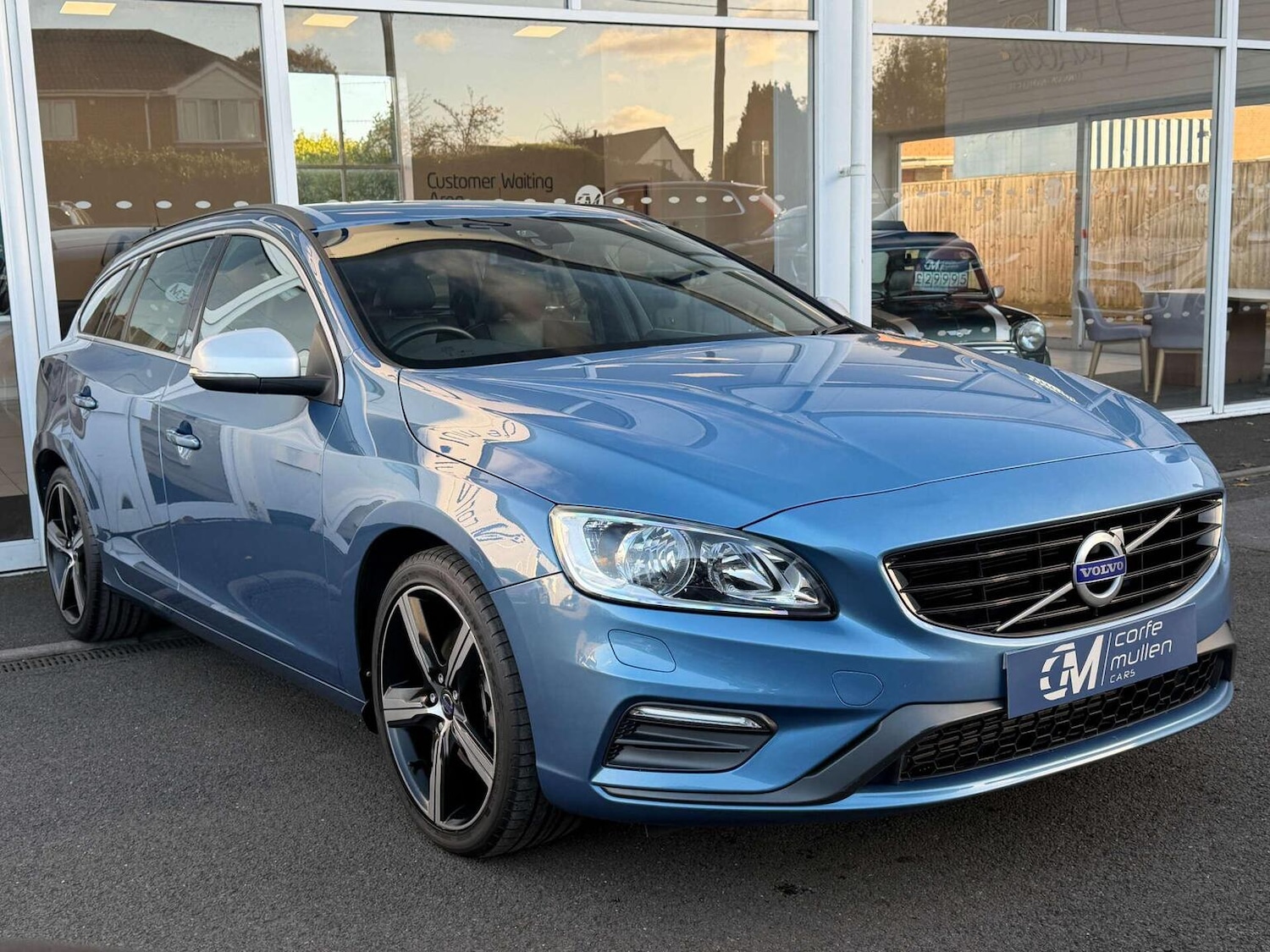 Used Volvo V60 2016 for sale - 76769795: Photo 43