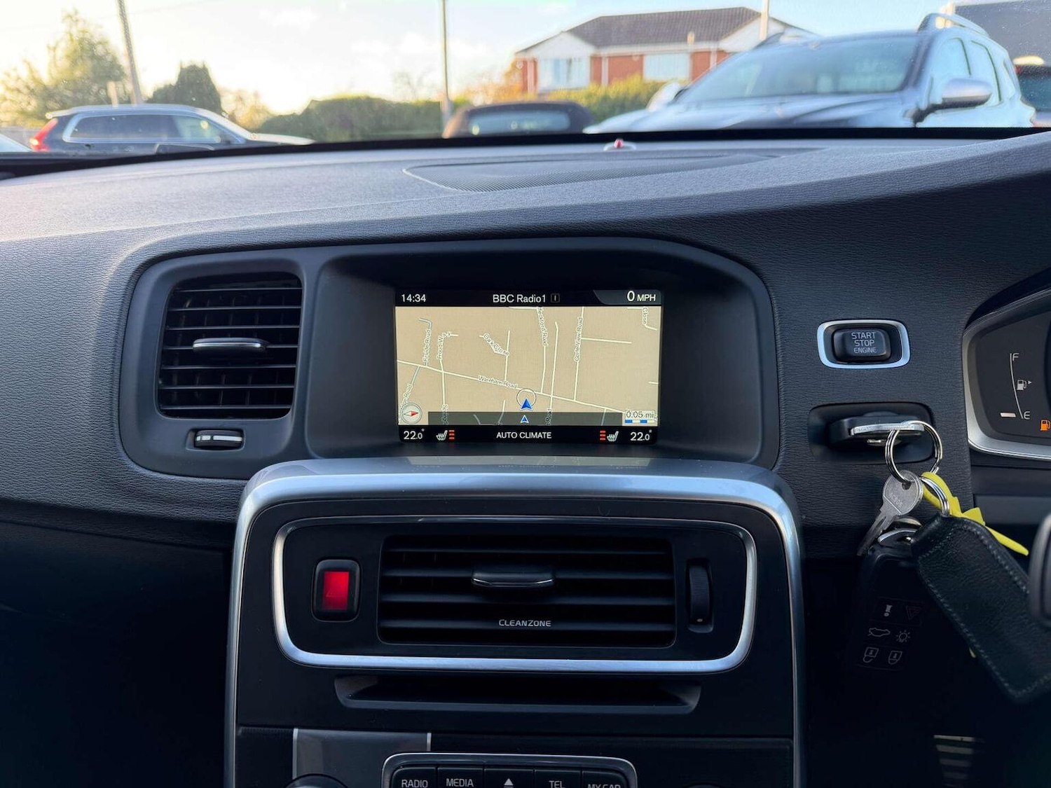 Used Volvo V60 2016 for sale - 76769795: Photo 9