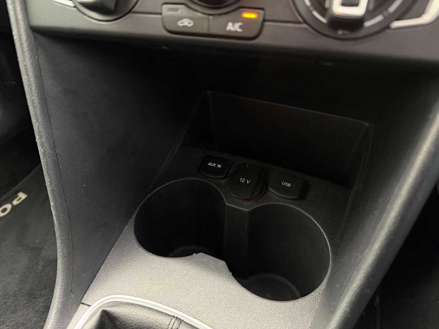 Used Volkswagen Polo 2015 for sale - 76559911: Photo 14