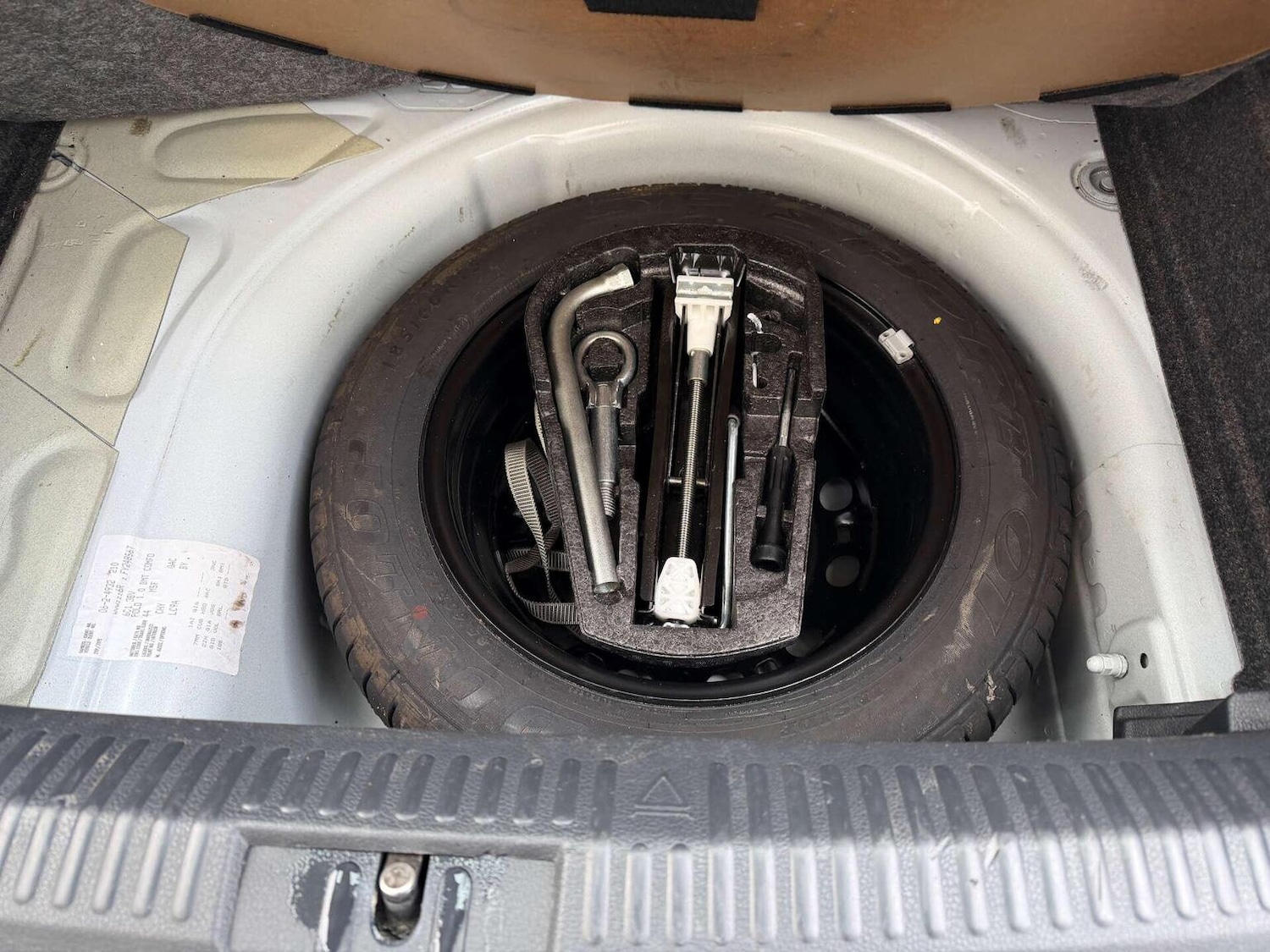 Used Volkswagen Polo 2015 for sale - 76559911: Photo 29