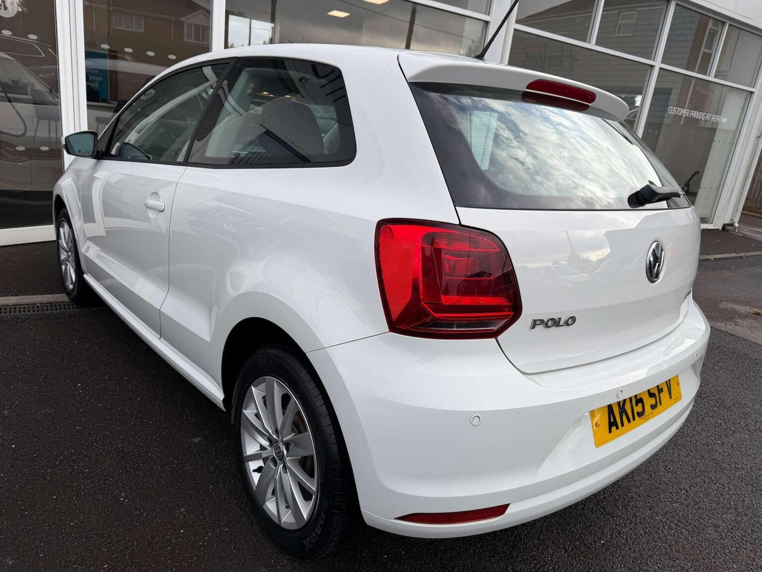 Used Volkswagen Polo 2015 for sale - 76559911: Photo 38