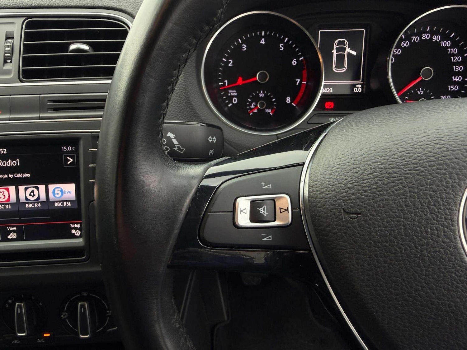 Used Volkswagen Polo 2015 for sale - 76559911: Photo 5