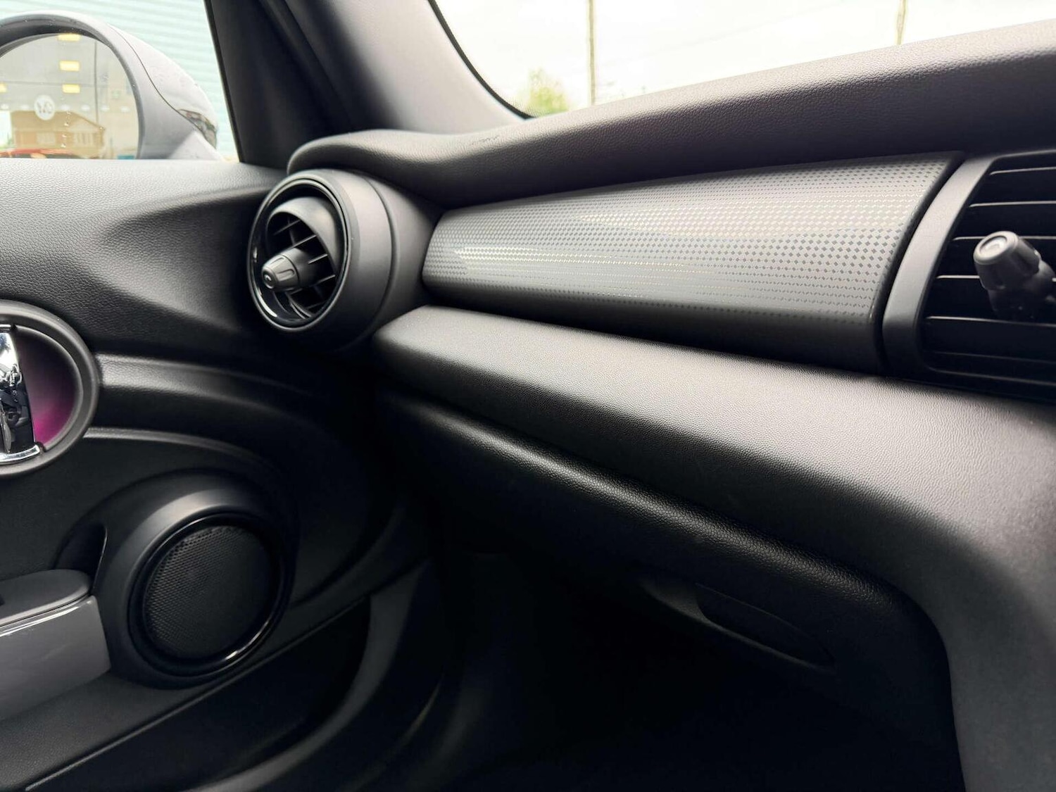 Used MINI Hatch 2019 for sale - 76510902: Photo 23