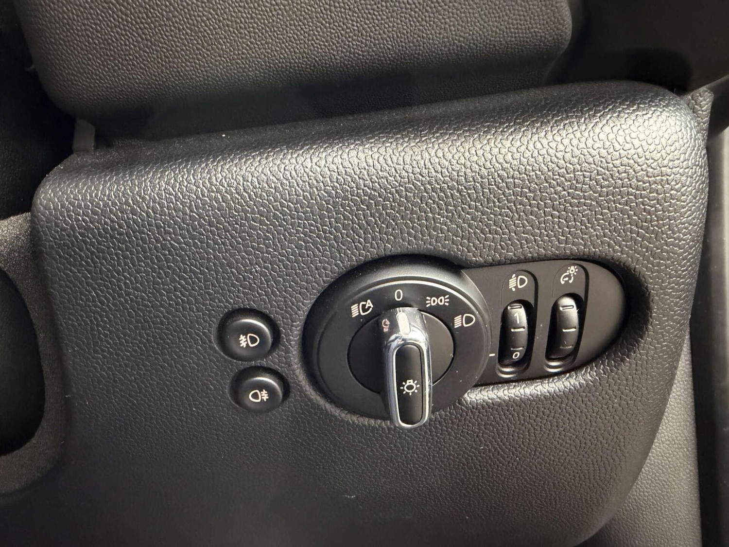 Used MINI Hatch 2019 for sale - 76510902: Photo 26