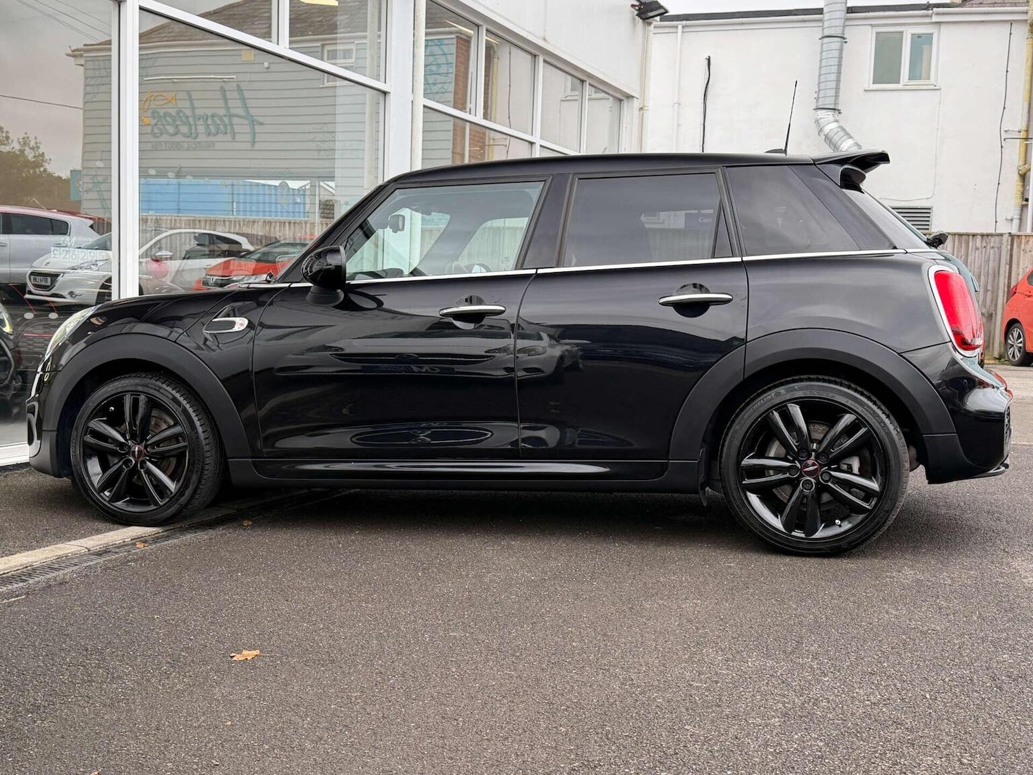 Used MINI Hatch 2019 for sale - 76510902: Photo 41