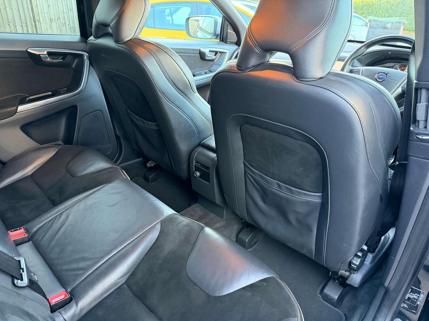 Used Volvo XC60 2015 for sale - 77921255: Photo 29