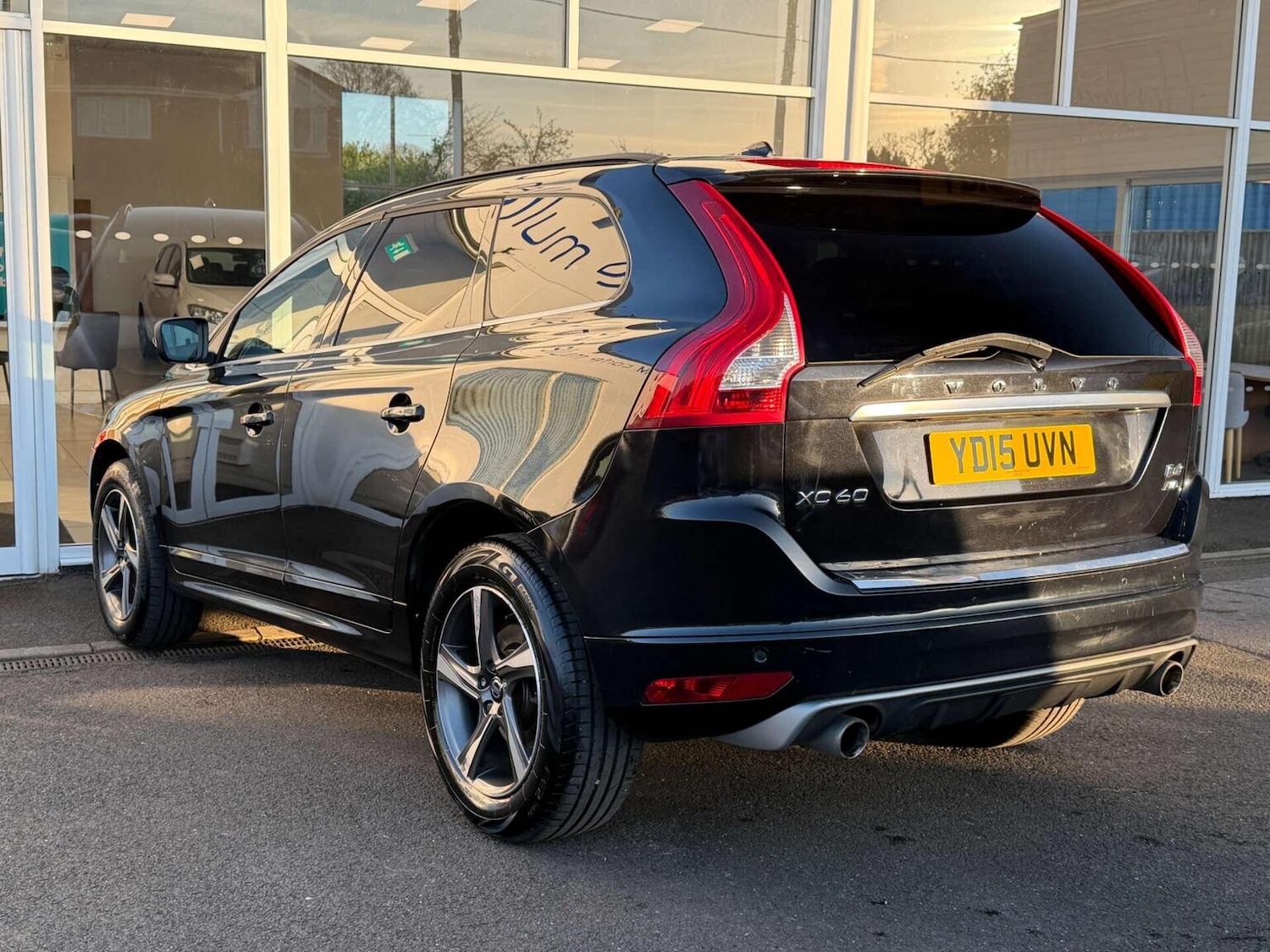 Used Volvo XC60 2015 for sale - 77921255: Photo 39