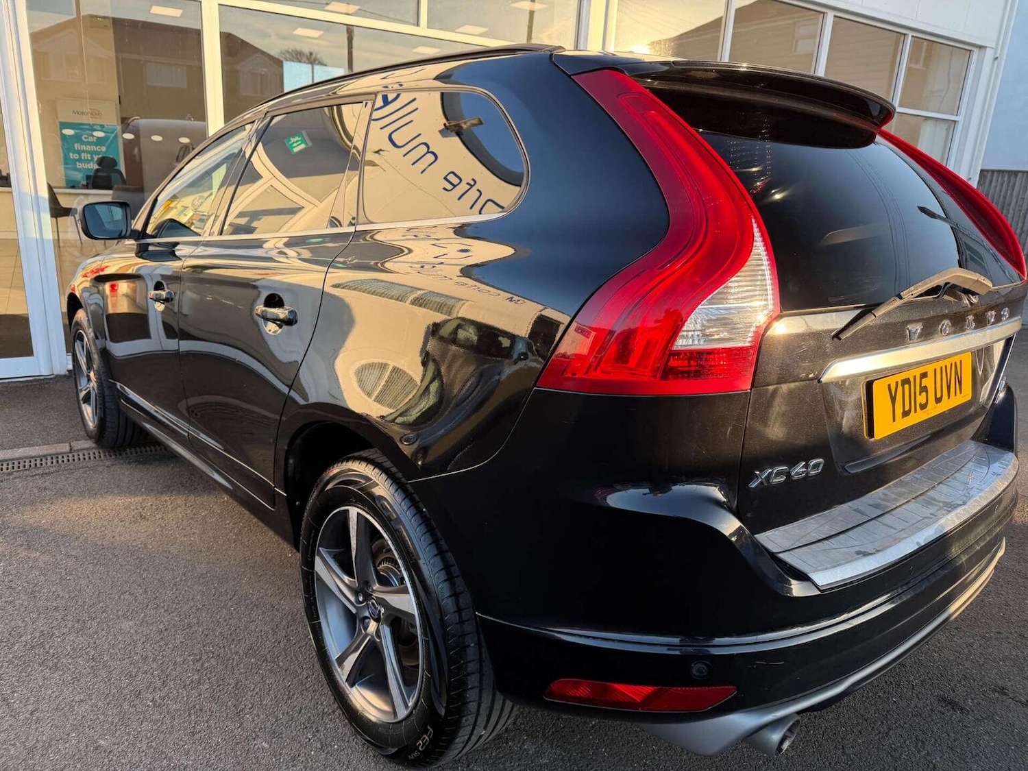 Used Volvo XC60 2015 for sale - 77921255: Photo 41