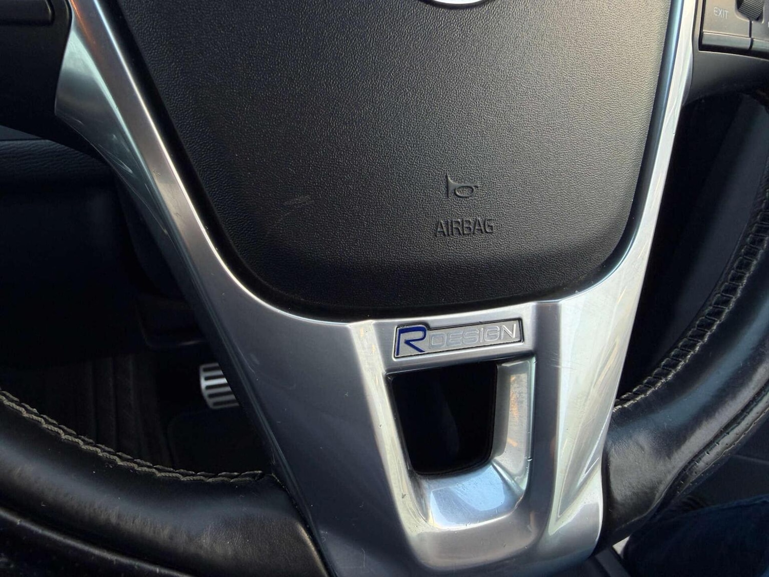 Used Volvo XC60 2015 for sale - 77921255: Photo 6