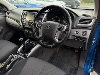 Used Mitsubishi L200 2018 for sale - 76482847: Photo