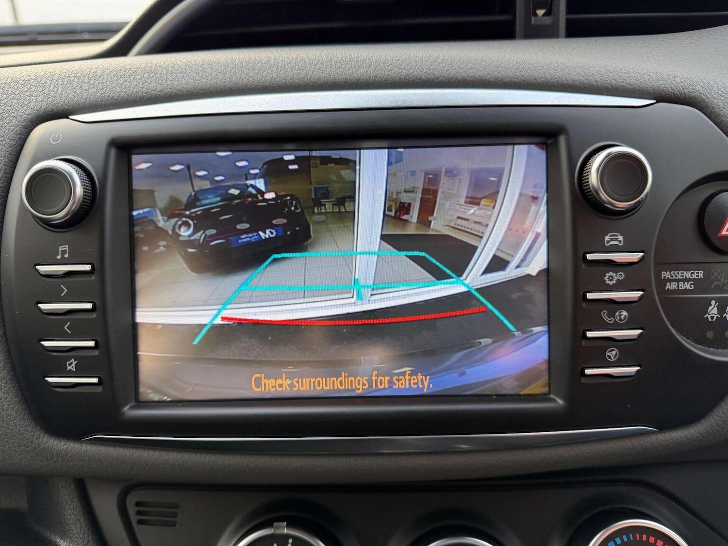 Used Toyota Yaris 2019 for sale - 76656029: Photo 11