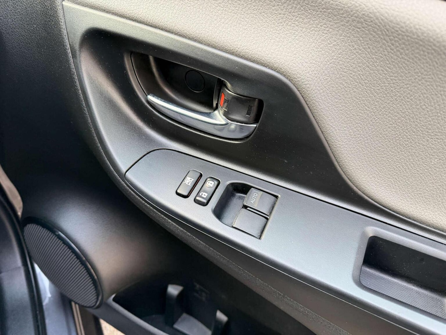 Used Toyota Yaris 2019 for sale - 76656029: Photo 23