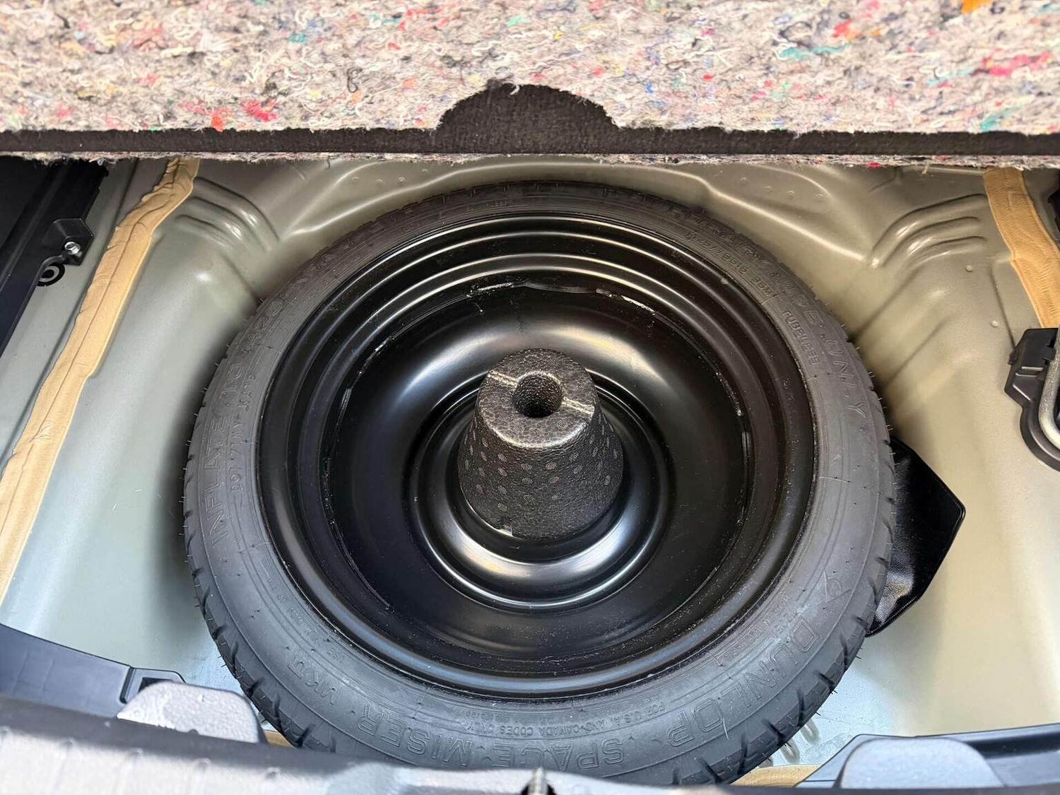 Used Toyota Yaris 2019 for sale - 76656029: Photo 30