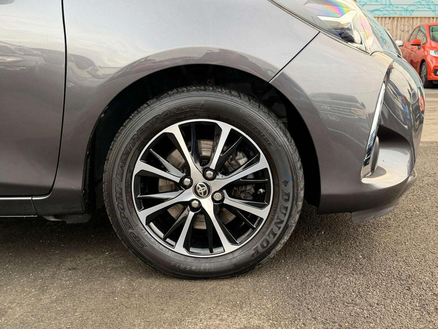 Used Toyota Yaris 2019 for sale - 76656029: Photo 31