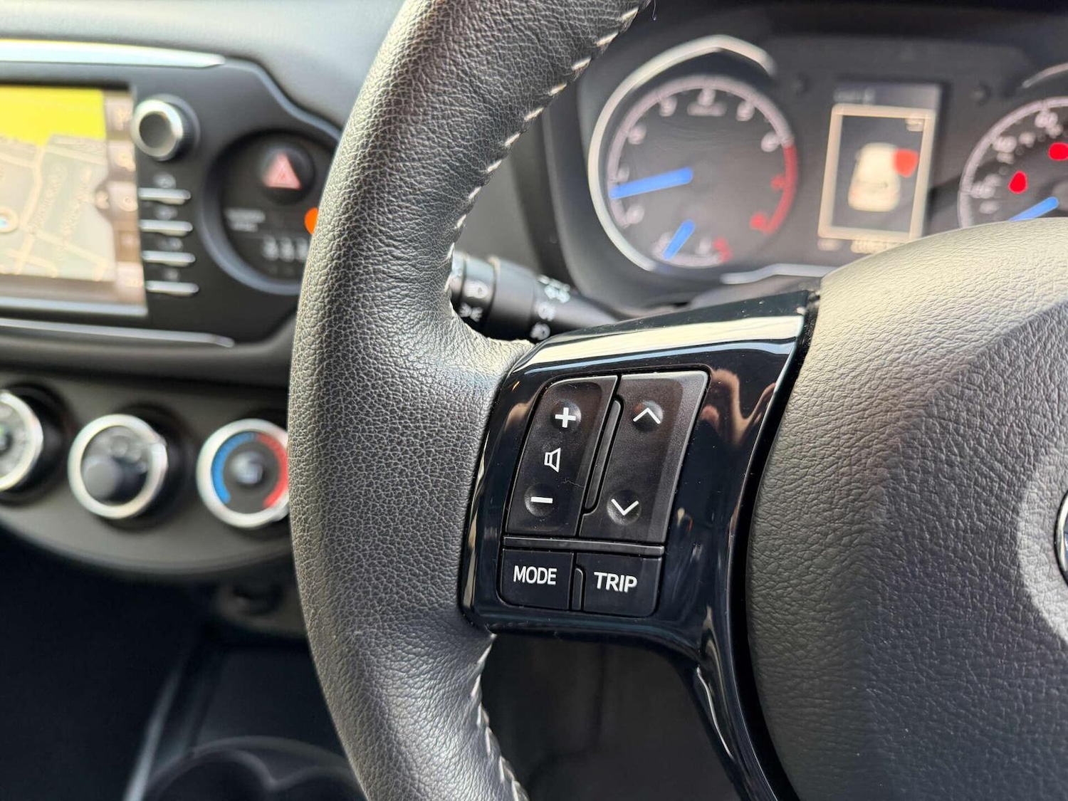 Used Toyota Yaris 2019 for sale - 76656029: Photo 5