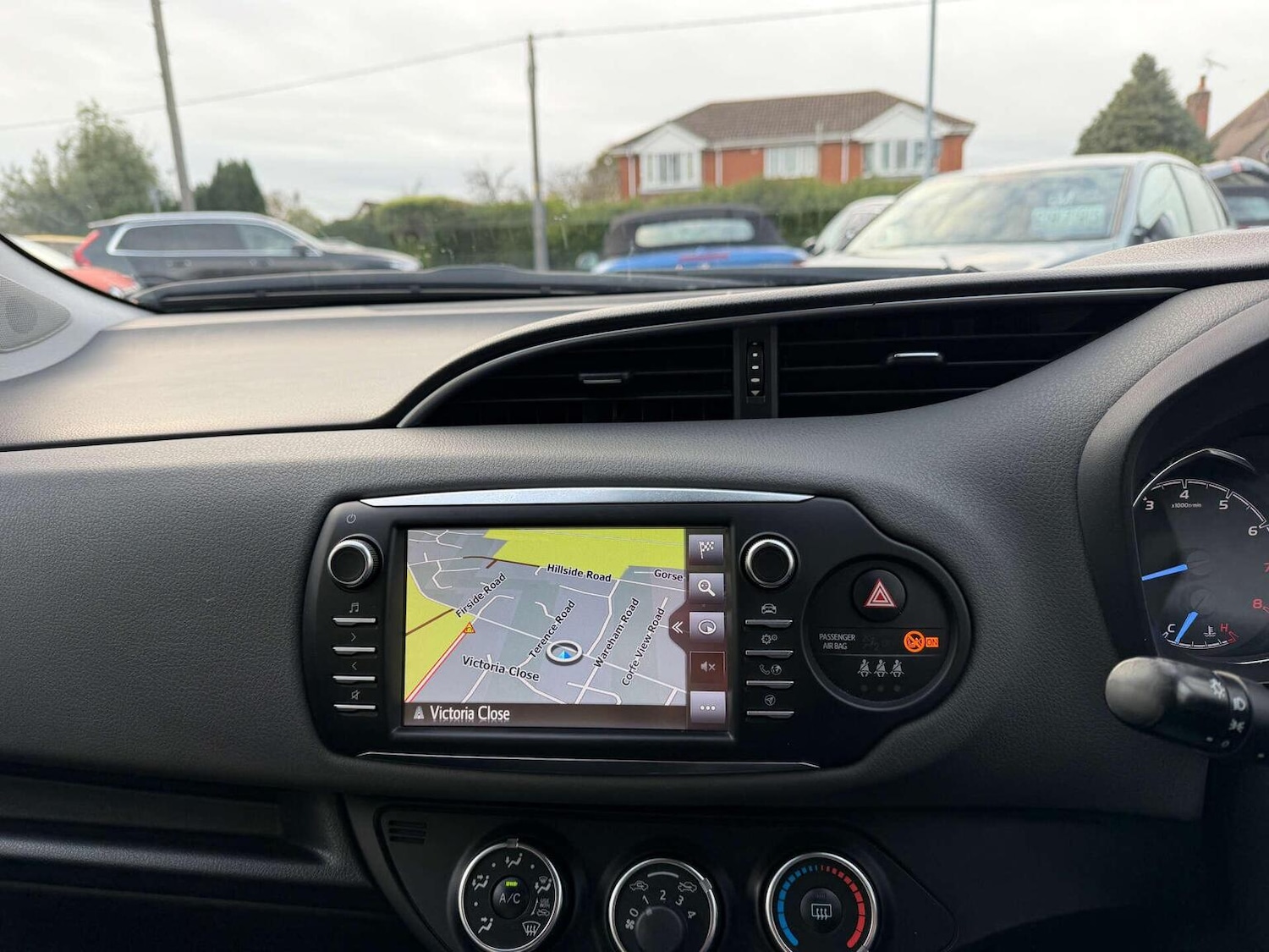 Used Toyota Yaris 2019 for sale - 76656029: Photo 9