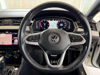 Used Volkswagen Passat 2020 for sale - 78920806: Photo