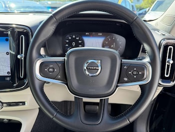 Used Volvo XC40 2019 for sale - 79105048: Photo