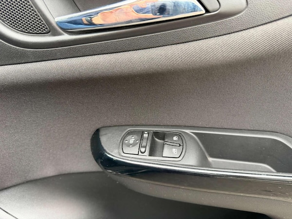 Used Vauxhall Corsa 2019 for sale - 76281351: Photo 24