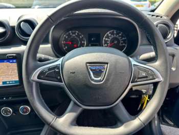 Used Dacia Duster 2019 for sale - 74949528: Photo