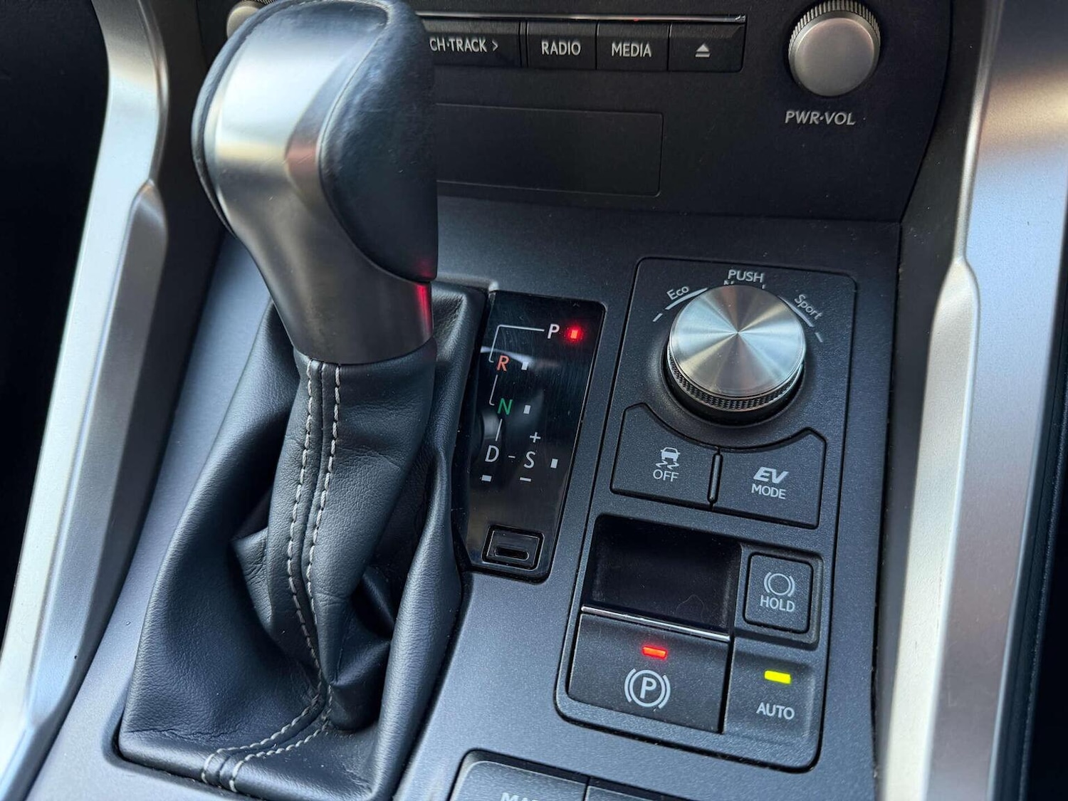 Used Lexus NX 2020 for sale - 77357377: Photo 15