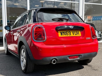 Used MINI Hatch 2019 for sale - 79451332: Photo