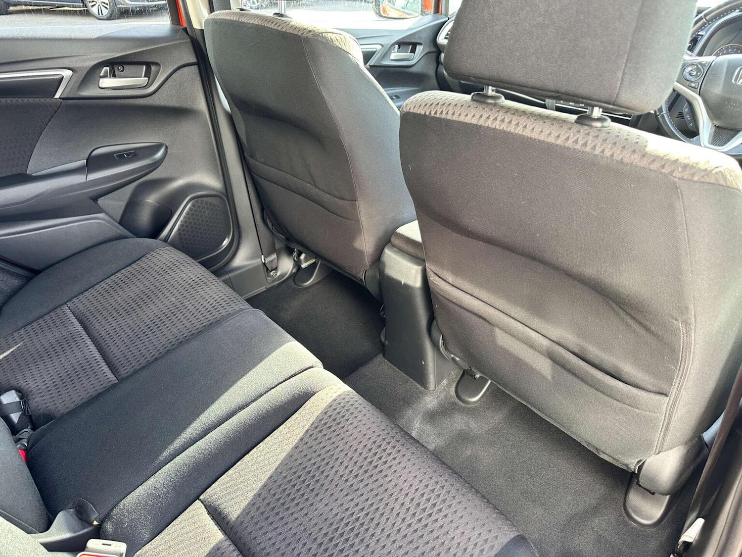 Used Honda Jazz 2018 for sale - 77237140: Photo 30