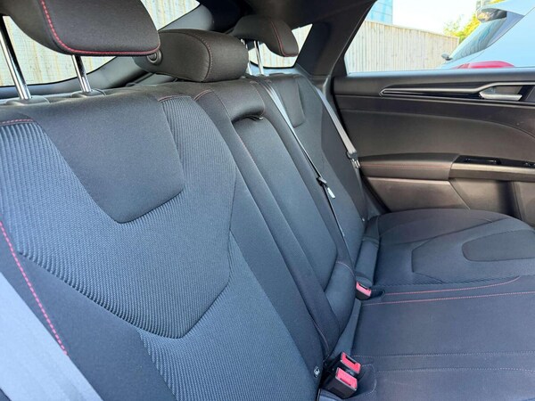 Used Ford Mondeo 2018 for sale - 76070375: Photo 30