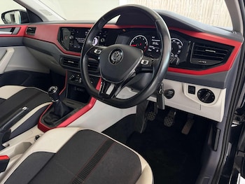 Used Volkswagen Polo 2020 for sale - 78683238: Photo